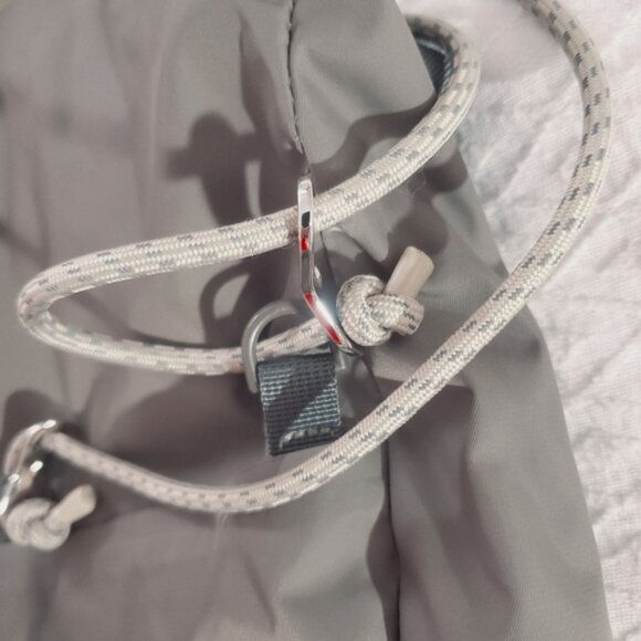 Lululemon Deadstock Roll-Top 3L Crossbody Unisex Bag - Picture 8 of 16